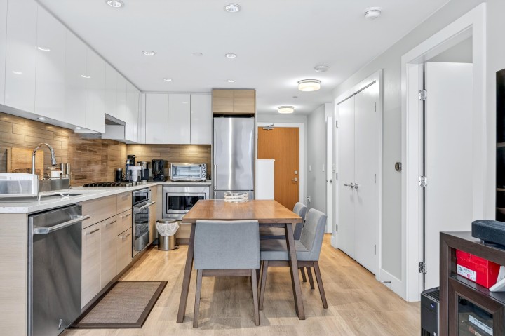 Photo 12 at 406 - 3451 Sawmill Crescent, South Marine, Vancouver East