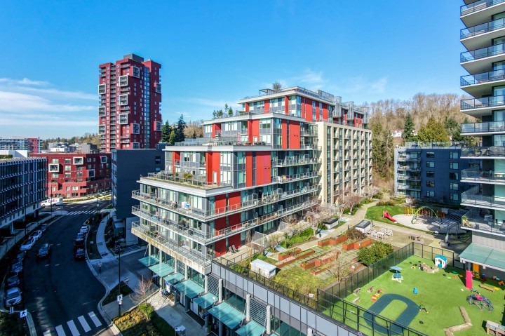 Photo 1 at 406 - 3451 Sawmill Crescent, South Marine, Vancouver East