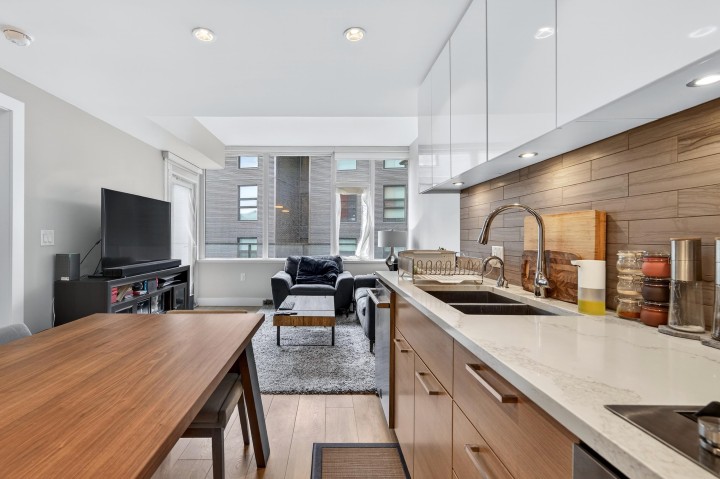 Photo 14 at 406 - 3451 Sawmill Crescent, South Marine, Vancouver East