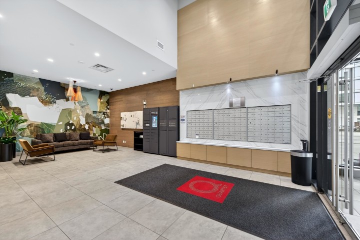 Photo 4 at 406 - 3451 Sawmill Crescent, South Marine, Vancouver East