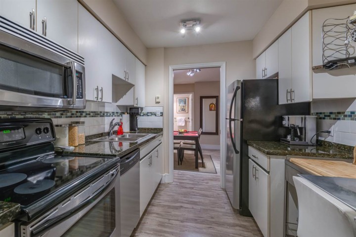 Photo 2 at 2001 - 888 Hamilton Street, Downtown VW, Vancouver West