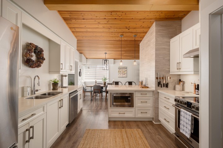 Photo 13 at 3642 Sykes Road, Lynn Valley, North Vancouver