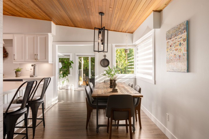 Photo 8 at 3642 Sykes Road, Lynn Valley, North Vancouver