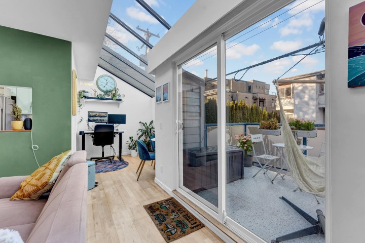 Photo 8 at 204 - 2125 York Avenue, Kitsilano, Vancouver West