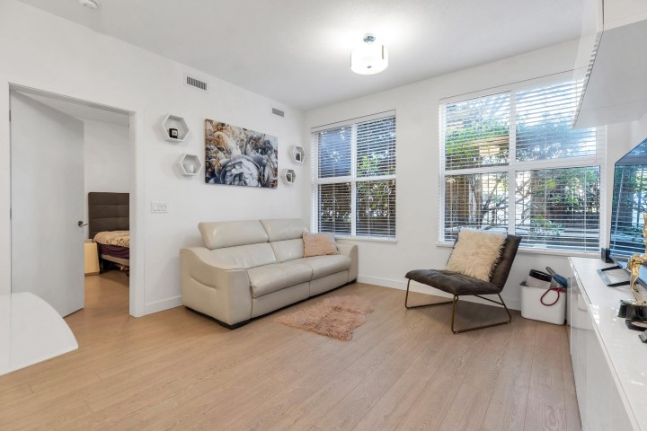 Photo 5 at 107 - 7988 Yukon Street, Marpole, Vancouver West