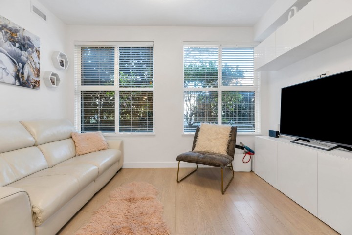 Photo 4 at 107 - 7988 Yukon Street, Marpole, Vancouver West