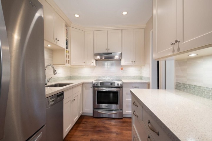 Photo 16 at 203 - 1696 W 10th Avenue, Fairview VW, Vancouver West