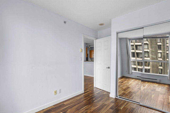 Photo 11 at 1506 - 1420 W Georgia Street, West End VW, Vancouver West