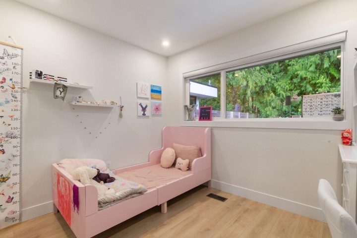 Photo 15 at 3950 Trenton Place, Forest Hills NV, North Vancouver