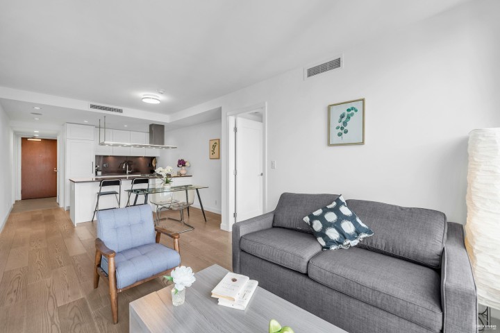 Photo 5 at 2303 - 3355 Binning Road, University VW, Vancouver West