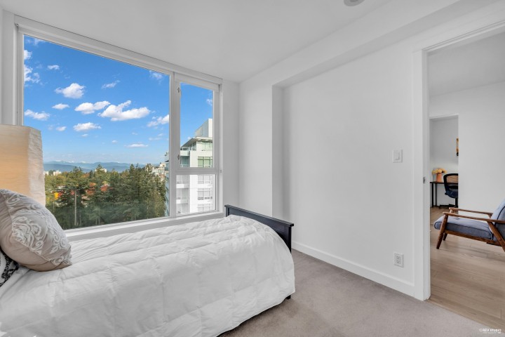 Photo 14 at 2303 - 3355 Binning Road, University VW, Vancouver West