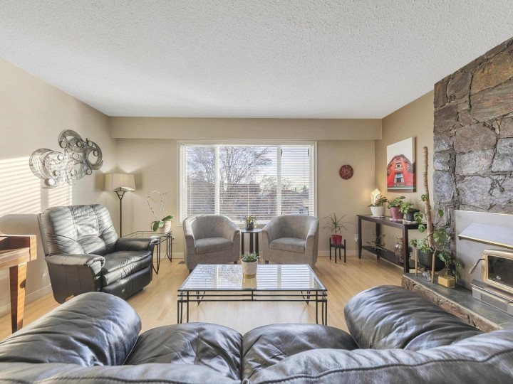 Photo 7 at 324 W 28th Street, Upper Lonsdale, North Vancouver