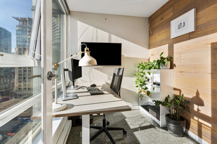 Photo 12 at 1711 - 939 Expo Boulevard, Yaletown, Vancouver West