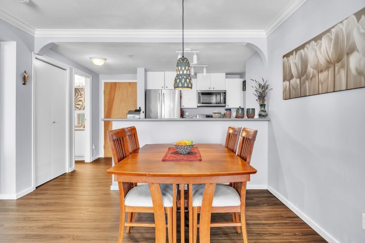 Photo 7 at 211 - 1111 Lynn Valley Road, Lynn Valley, North Vancouver