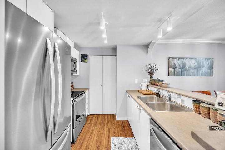 Photo 3 at 211 - 1111 Lynn Valley Road, Lynn Valley, North Vancouver