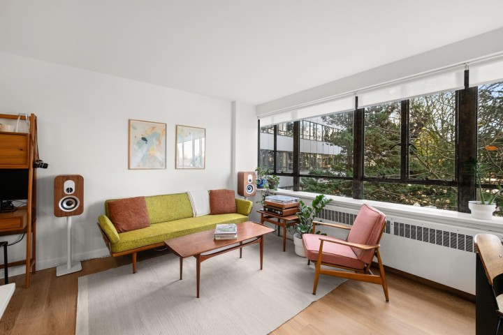 Photo 8 at 320 - 1445 Marpole Avenue, Fairview VW, Vancouver West