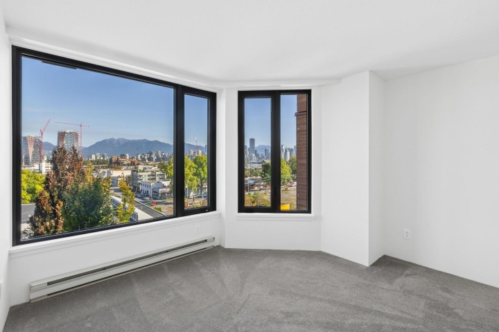 Photo 17 at 609 - 2201 Pine Street, Fairview VW, Vancouver West