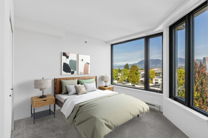 Photo 16 at 609 - 2201 Pine Street, Fairview VW, Vancouver West