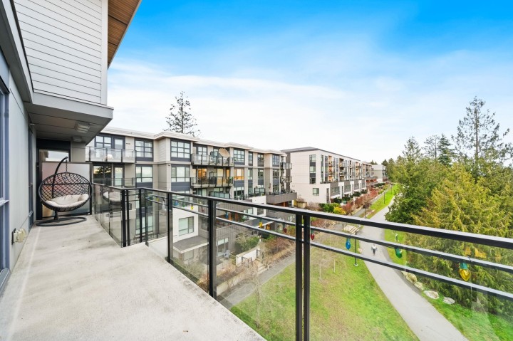 Photo 17 at 304 - 707 E 3rd Street, Queensbury, North Vancouver