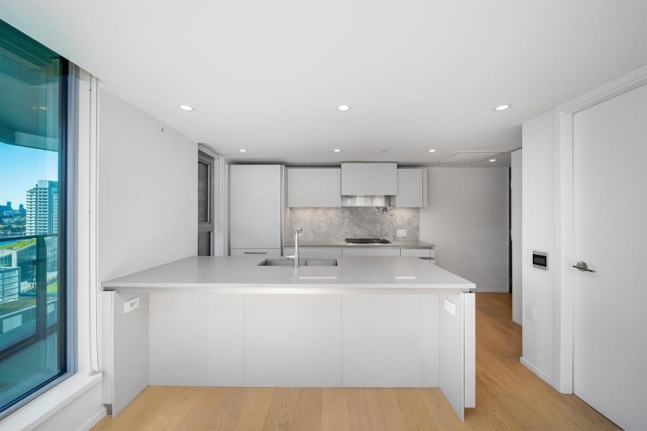 Photo 8 at 1107 - 889 Pacific Street, Downtown VW, Vancouver West