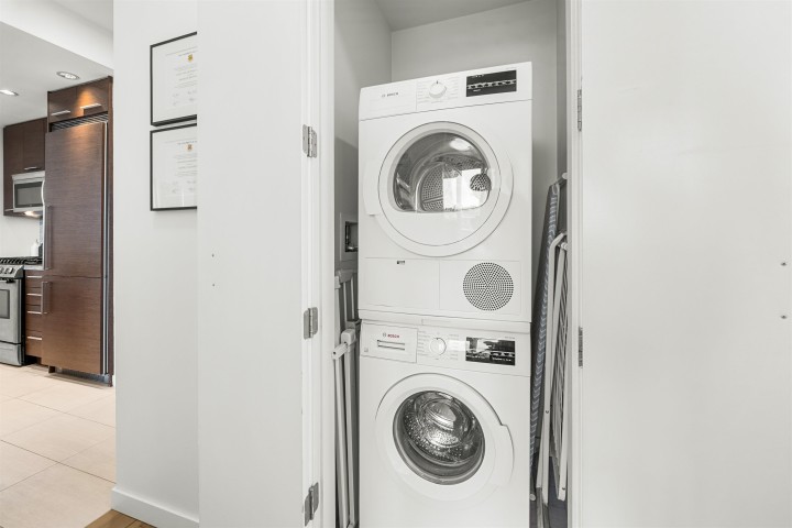 Photo 15 at 607 - 2528 Maple Street, Kitsilano, Vancouver West