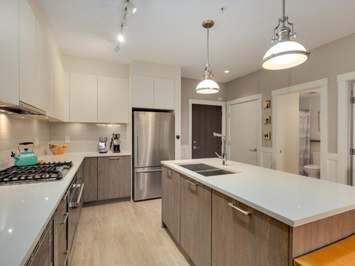 Photo 9 at 106 - 625 E 3rd Street, Lower Lonsdale, North Vancouver