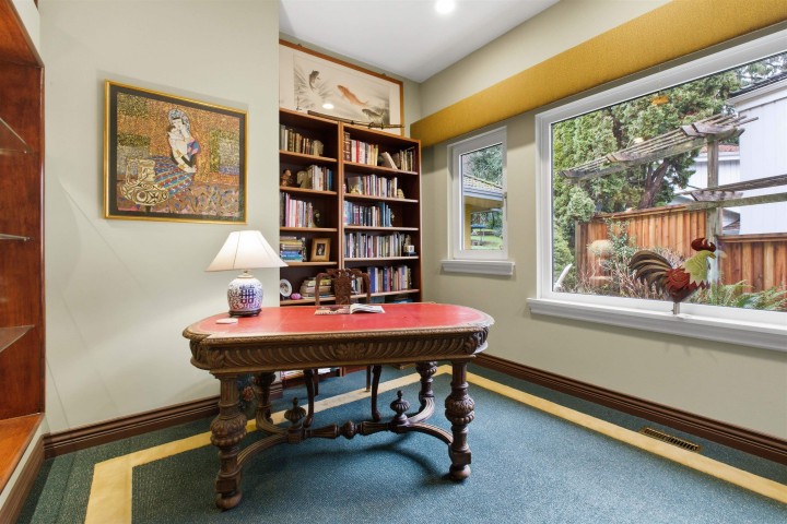 Photo 31 at 2635 Rosebery Avenue, Queens, West Vancouver
