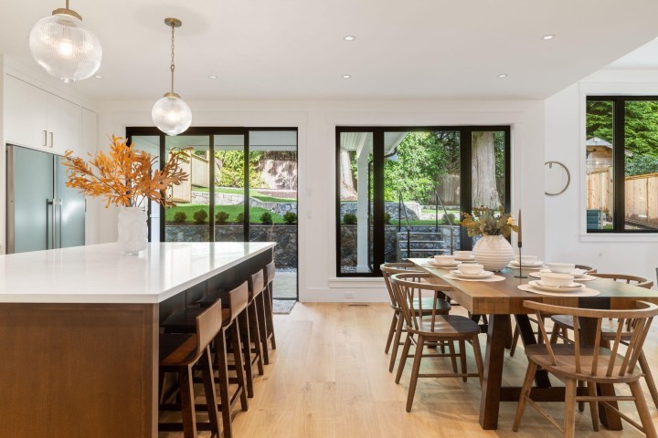 Photo 2 at 1232 Wellington Drive, Lynn Valley, North Vancouver