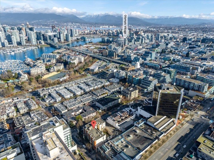 Photo 28 at 205 - 2438 Heather Street, Fairview VW, Vancouver West