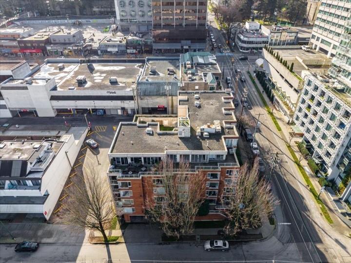 Photo 24 at 205 - 2438 Heather Street, Fairview VW, Vancouver West