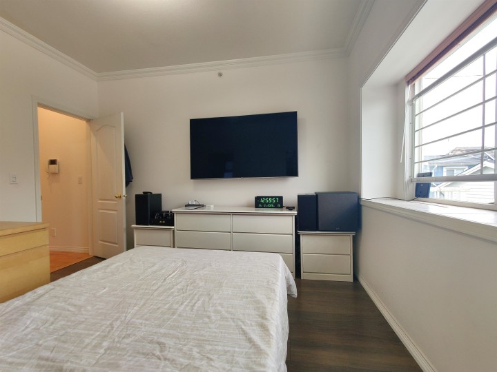 Photo 16 at 3461 William Street, Renfrew VE, Vancouver East