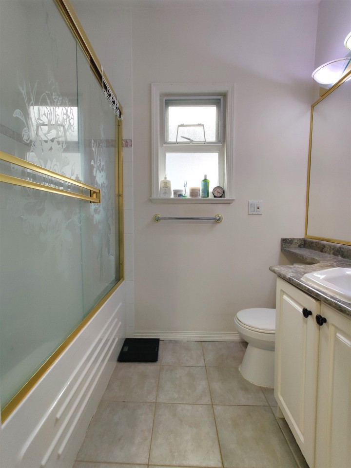 Photo 14 at 3461 William Street, Renfrew VE, Vancouver East