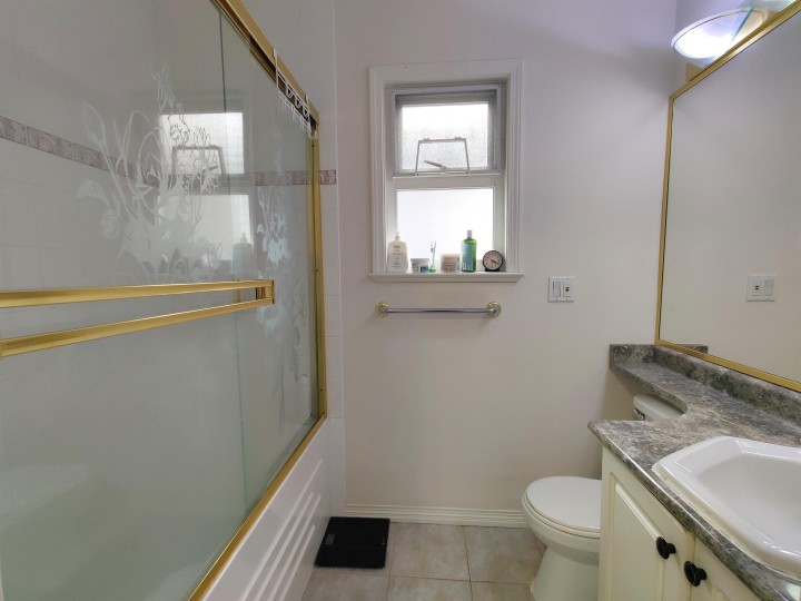 Photo 15 at 3461 William Street, Renfrew VE, Vancouver East