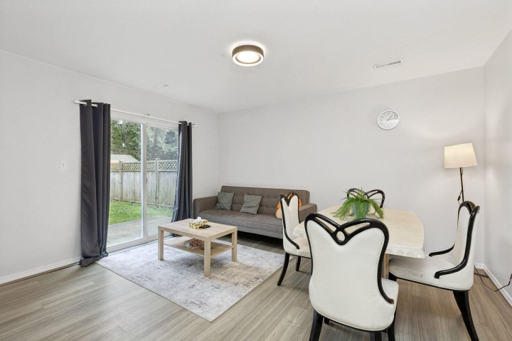 Photo 32 at 3638 Maginnis Avenue, Lynn Valley, North Vancouver