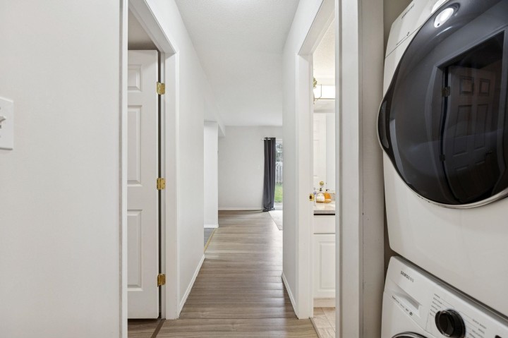 Photo 25 at 3638 Maginnis Avenue, Lynn Valley, North Vancouver