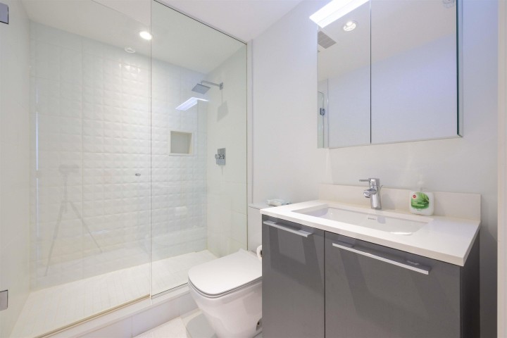 Photo 14 at 1505 - 4638 Gladstone Street, Victoria VE, Vancouver East