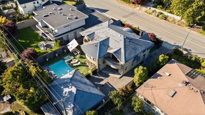 Photo 37 at 2809 Edgemont Boulevard, Edgemont, North Vancouver