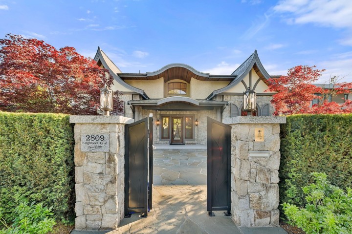 Photo 31 at 2809 Edgemont Boulevard, Edgemont, North Vancouver