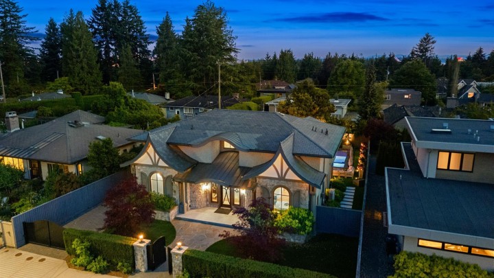 Photo 25 at 2809 Edgemont Boulevard, Edgemont, North Vancouver