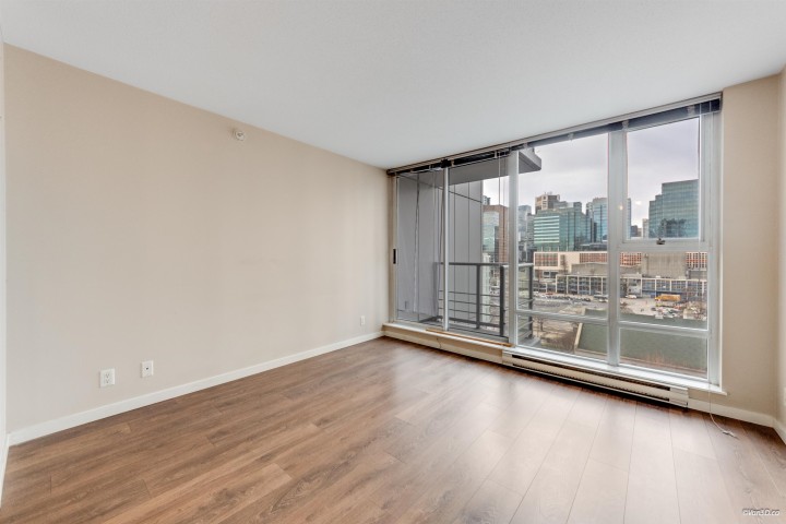 Photo 11 at 1209 - 131 Regiment Square, Downtown VW, Vancouver West