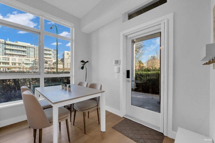 Photo 3 at 101 - 5007 Ash Street, Cambie, Vancouver West