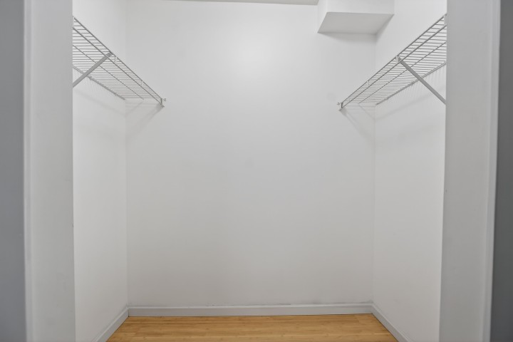 Photo 18 at 103 - 108 W Esplanade, Lower Lonsdale, North Vancouver