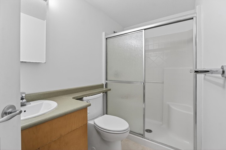 Photo 19 at 103 - 108 W Esplanade, Lower Lonsdale, North Vancouver