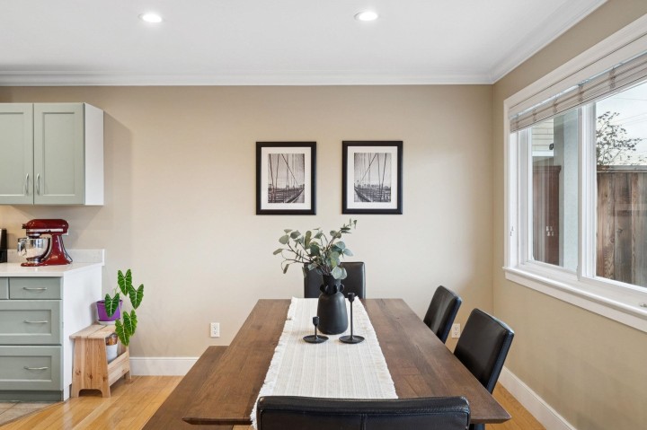 Photo 12 at 353 E 5th Street, Lower Lonsdale, North Vancouver