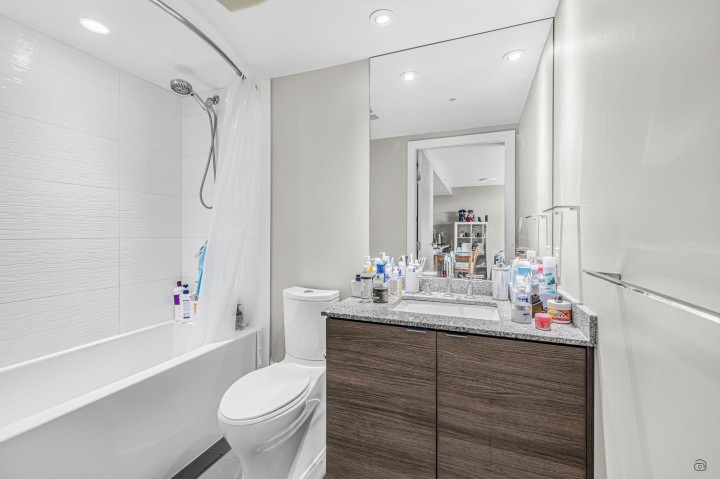 Photo 9 at 2605 - 488 Sw Marine Drive, Marpole, Vancouver West