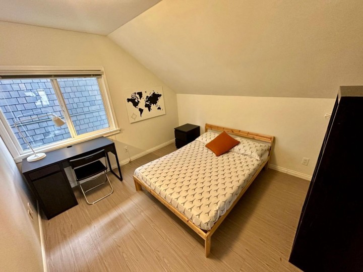 Photo 8 at 3093 W 29th Avenue, MacKenzie Heights, Vancouver West