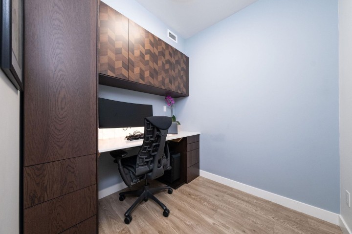 Photo 18 at 404 - 1061 Marine Drive, Norgate, North Vancouver