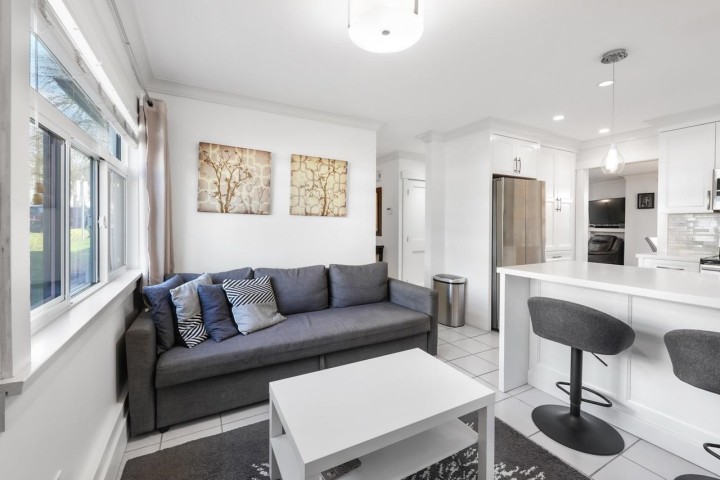 Photo 32 at 38 - 889 Tobruck Avenue, Mosquito Creek, North Vancouver