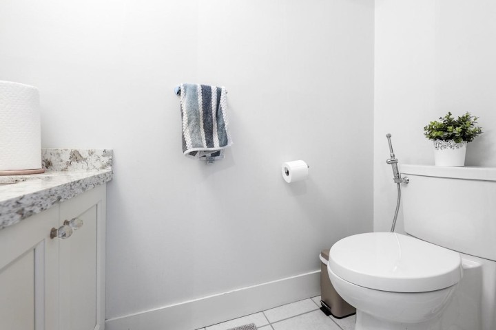 Photo 14 at 38 - 889 Tobruck Avenue, Mosquito Creek, North Vancouver