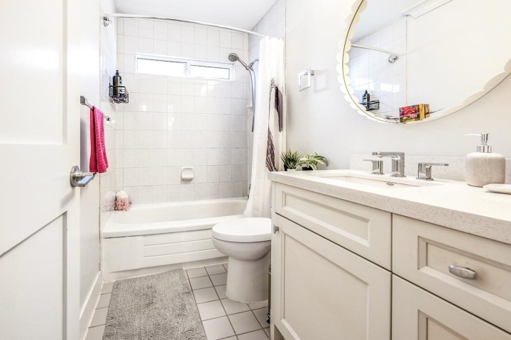 Photo 29 at 38 - 889 Tobruck Avenue, Mosquito Creek, North Vancouver